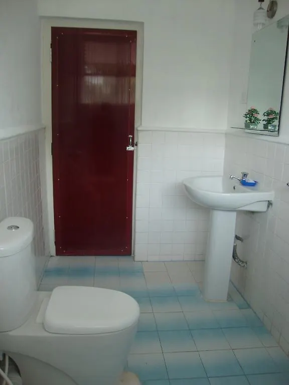 Blue Horizon Guest House Negombo 3*,