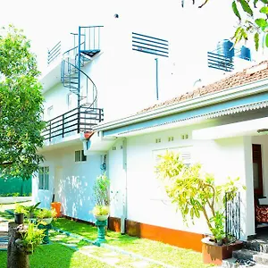 Guest house Mama ***